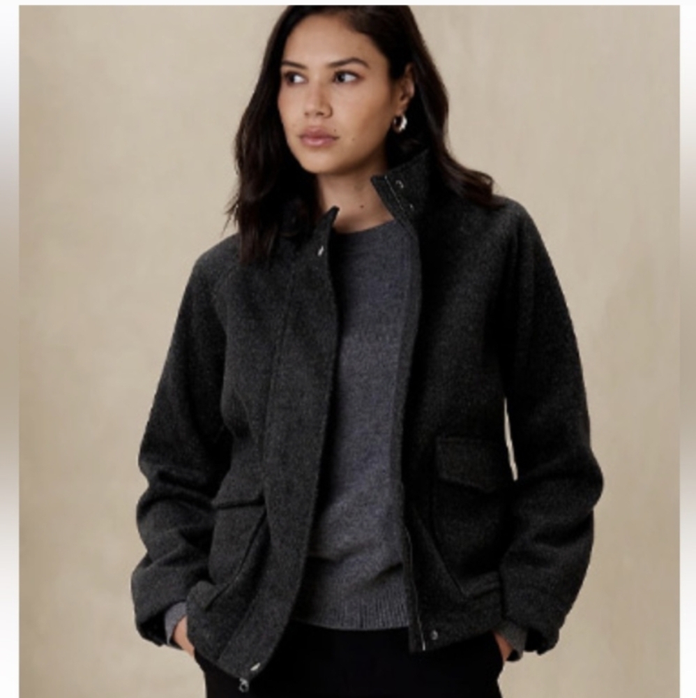 BANANA REPUBLIC Women's Brushed Melton Pocket Short Jacket Charcoal Gray Medium